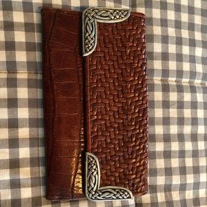 Brighton wallet